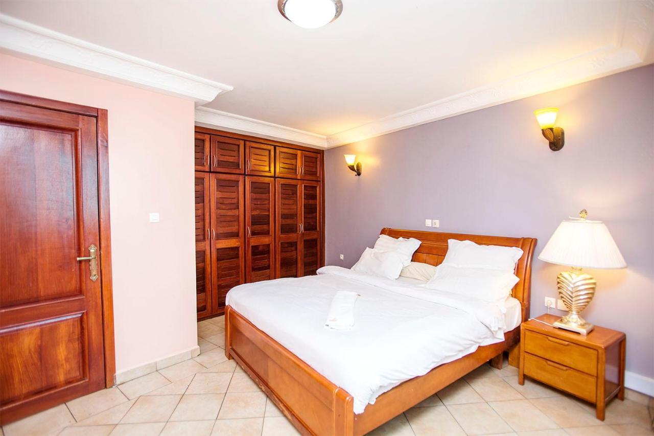 Residence Le Carat Douala Exterior foto